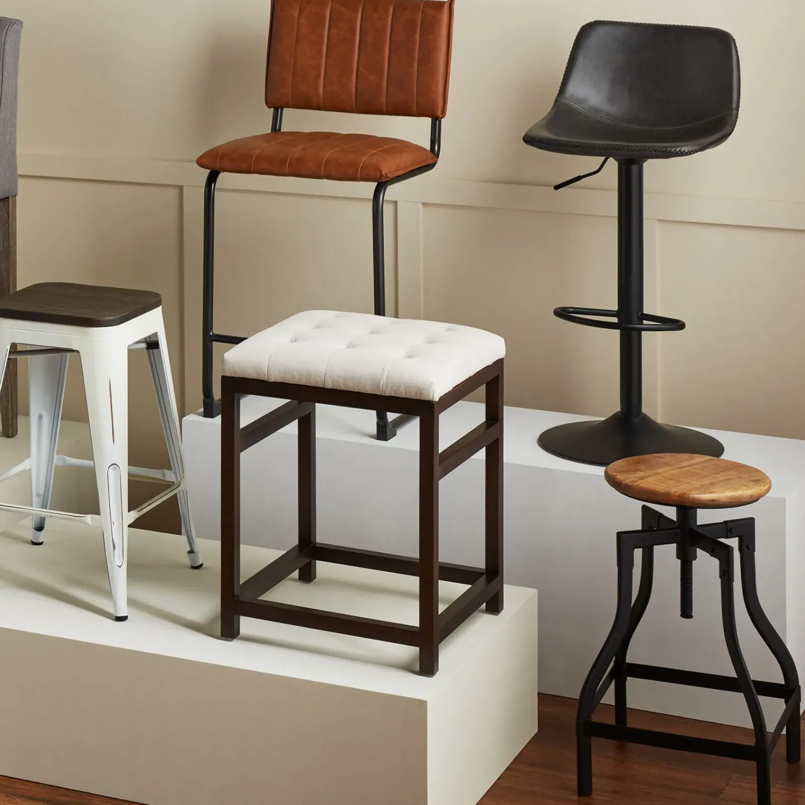 Clearance Honeybloom Waco Adjustable Backless Barstool Good Quality Barstools